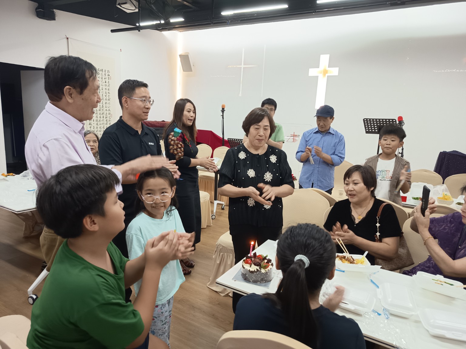 Bai Sheng Church worship and fellowship
