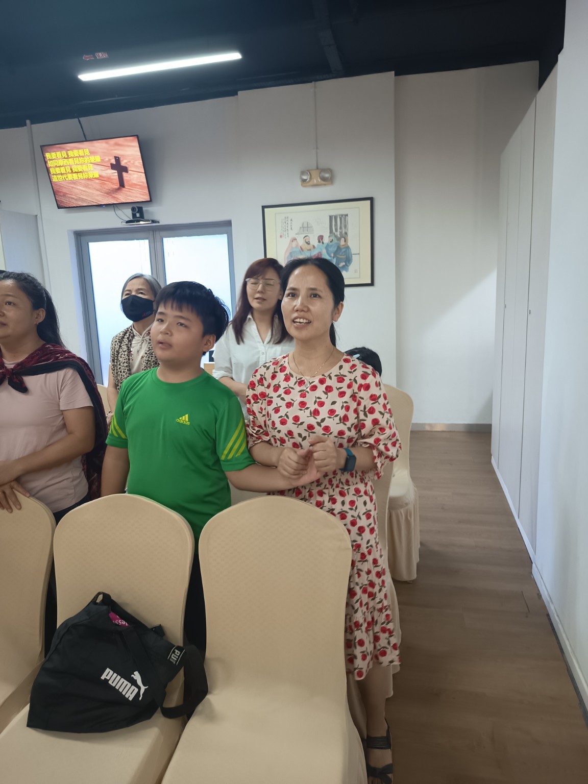 Bai Sheng Church worship and fellowship